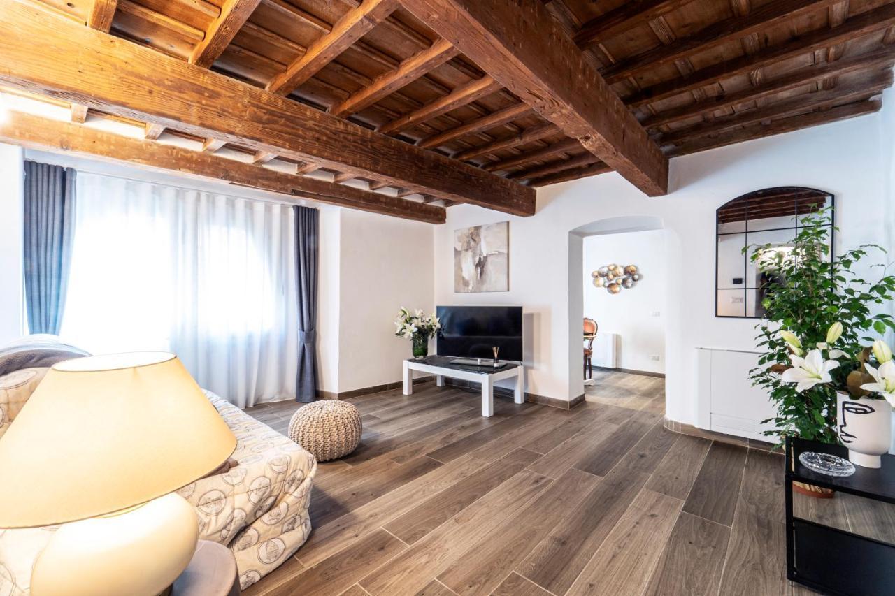 Palazzovilla Historic Building Luxury Suite Φλωρεντία Εξωτερικό φωτογραφία