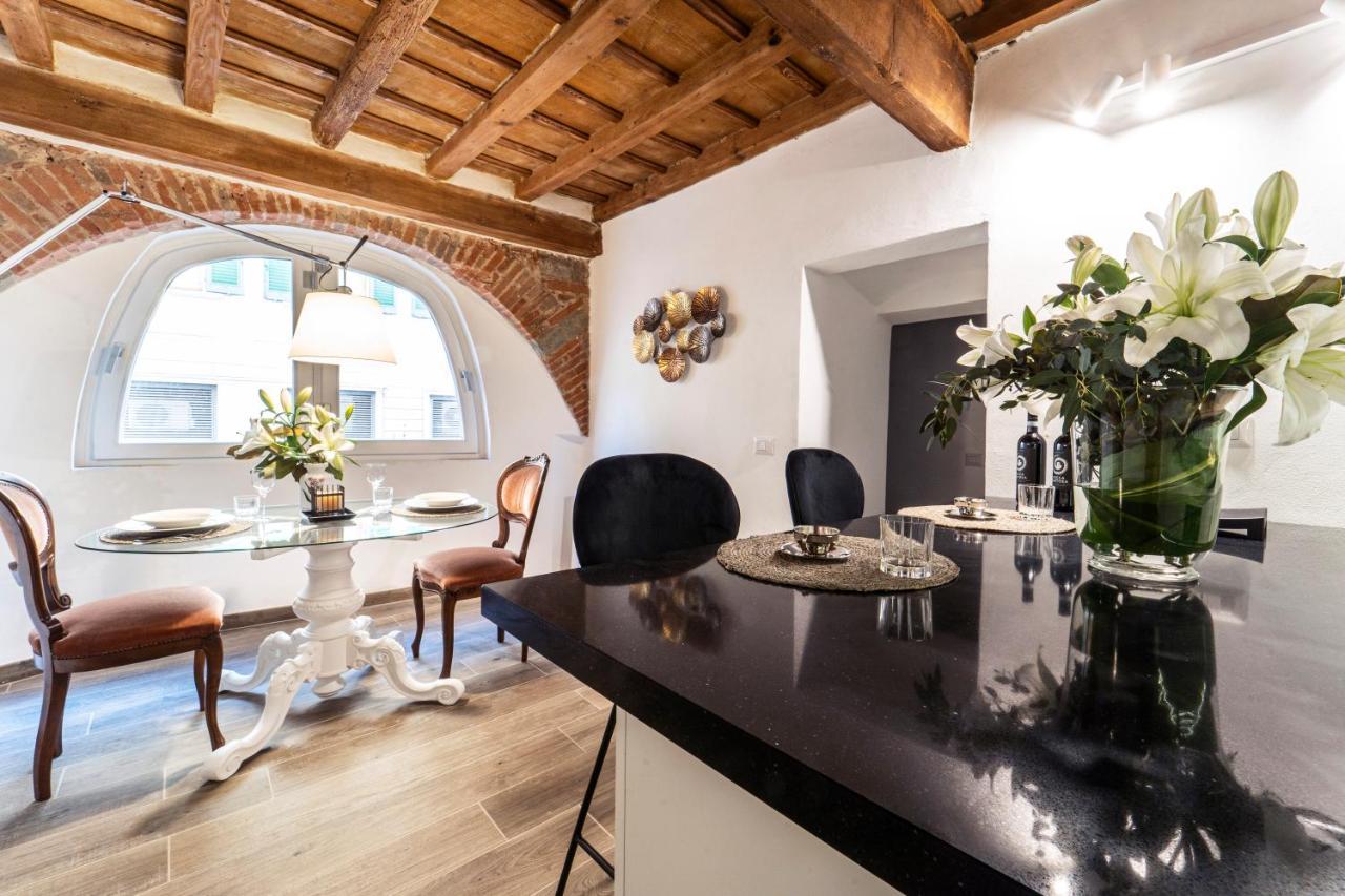 Palazzovilla Historic Building Luxury Suite Φλωρεντία Εξωτερικό φωτογραφία